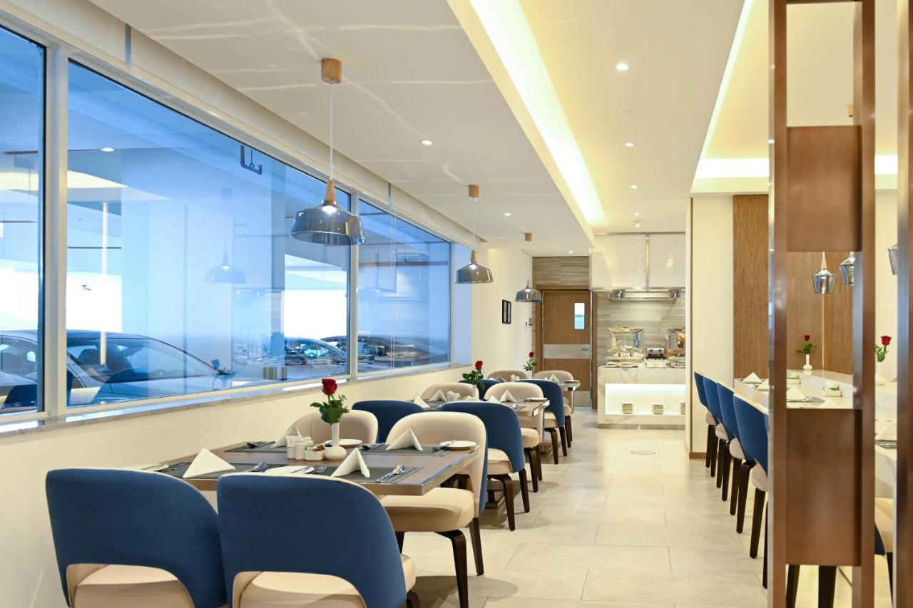 Comfort Hotel Jeddah King Road Экстерьер фото