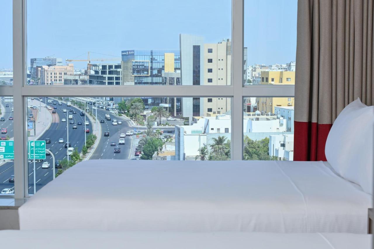Comfort Hotel Jeddah King Road Экстерьер фото
