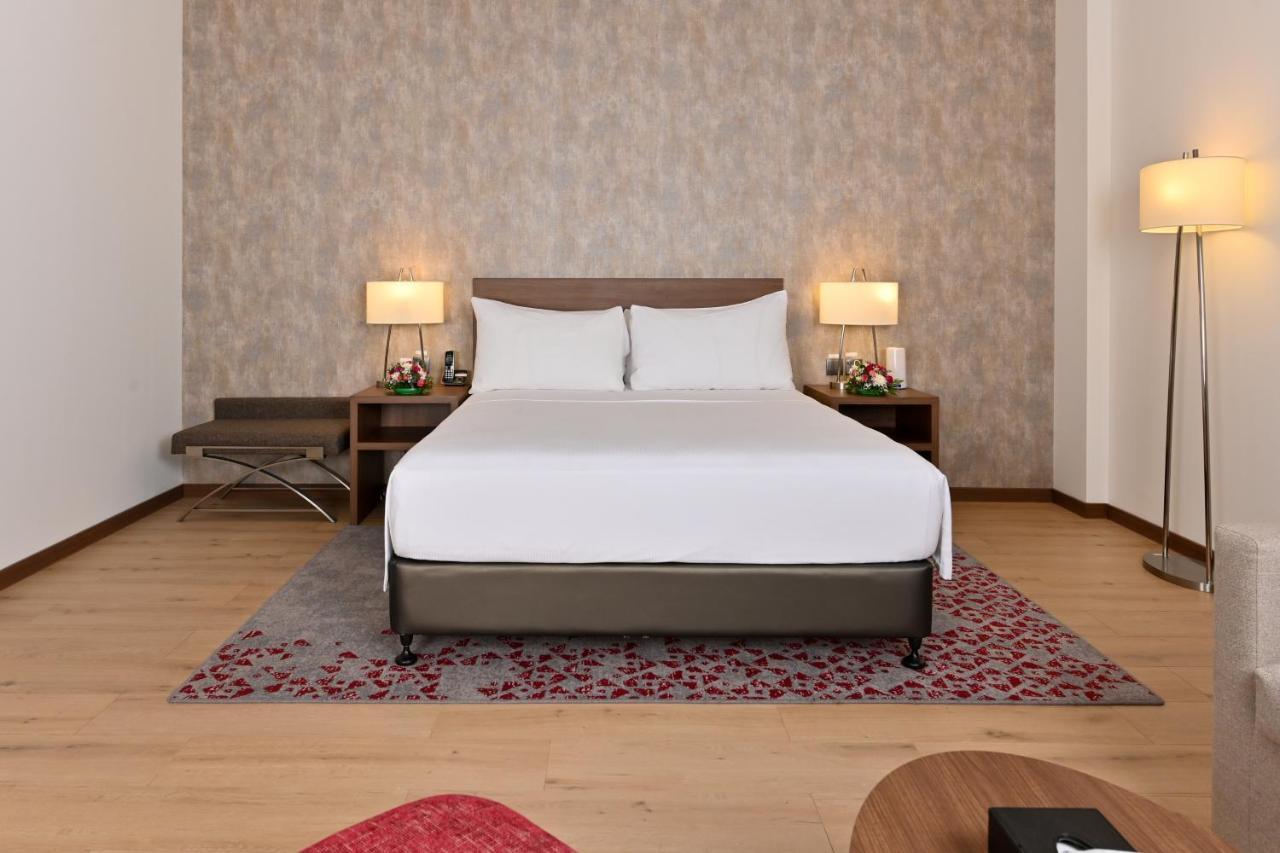 Comfort Hotel Jeddah King Road Экстерьер фото