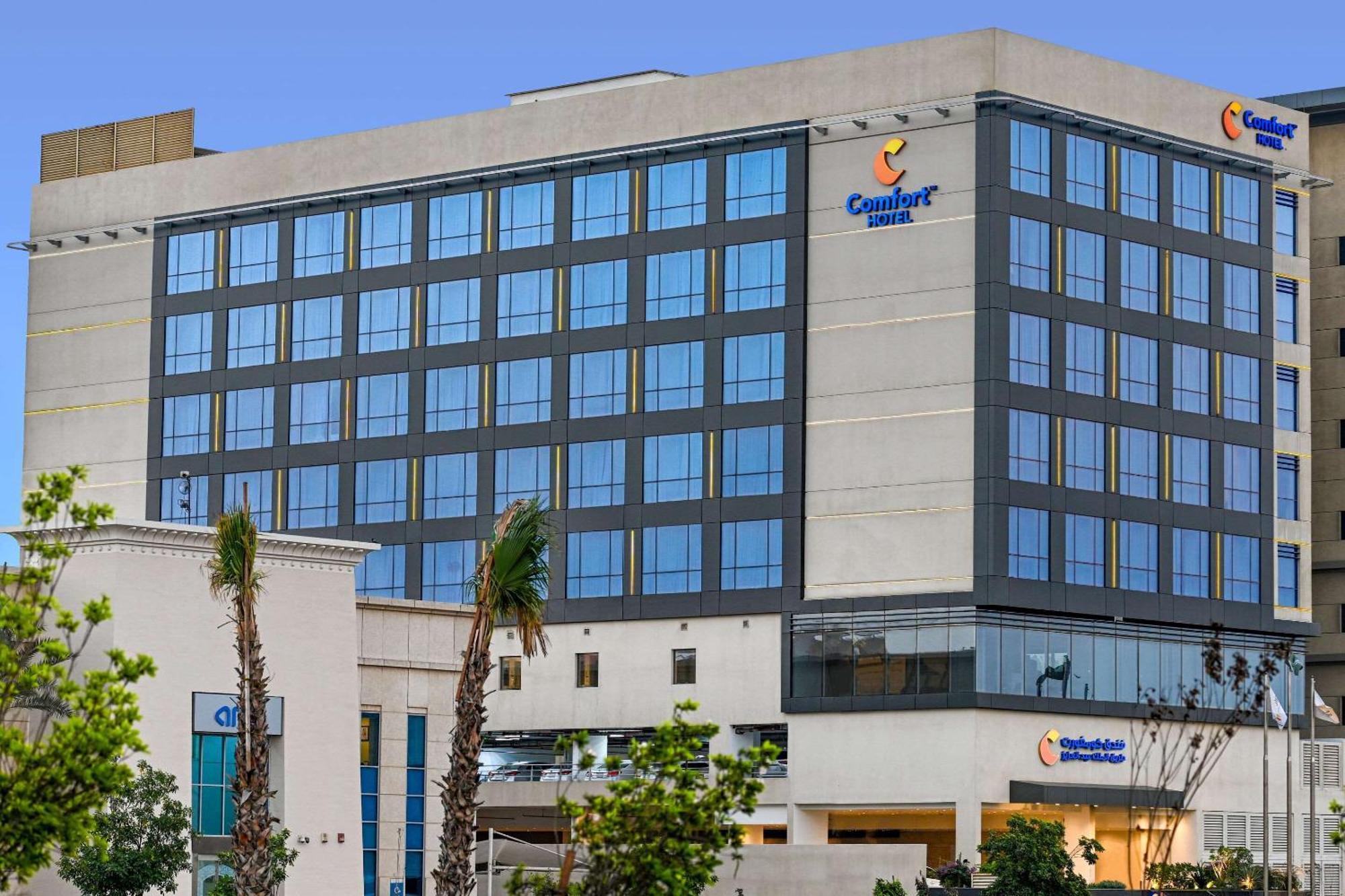 Comfort Hotel Jeddah King Road Экстерьер фото